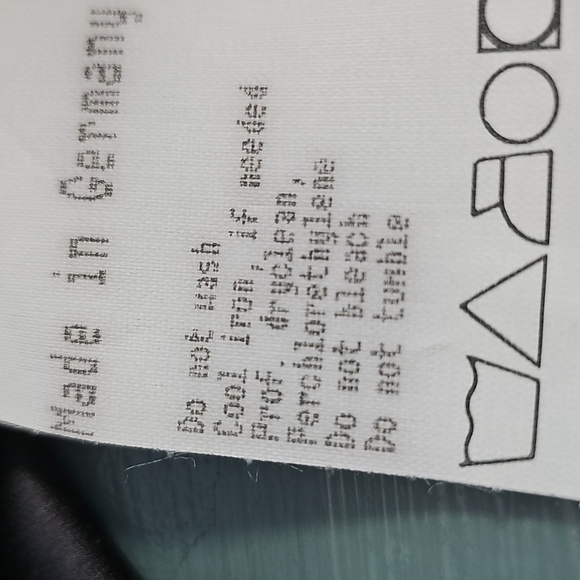 Rene Lezard 100% Silk Tank Top. Size 40. Made in Germany. - Picture 7 of 7